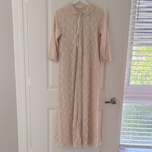 Vintage Miss Elaine Lace Trim Nightgown in Cream